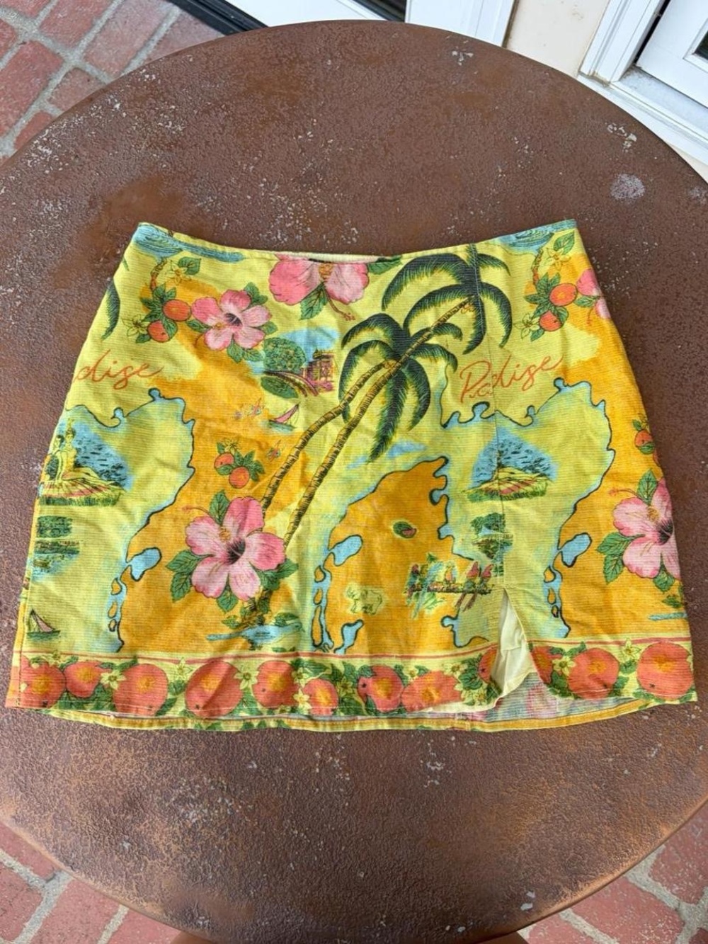 NWT Urban Outfitters yellow tropical print mini skirt with palm trees flowers sz